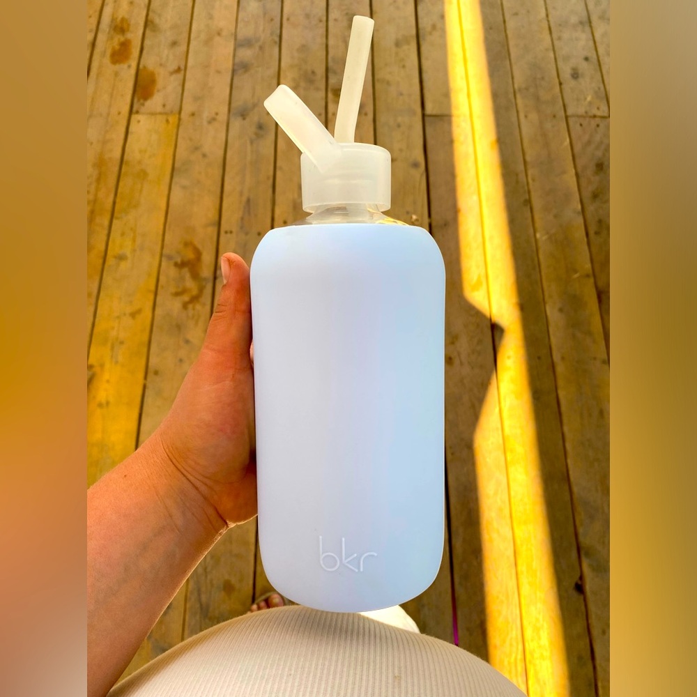 Glass BKR water bottle with straw top
